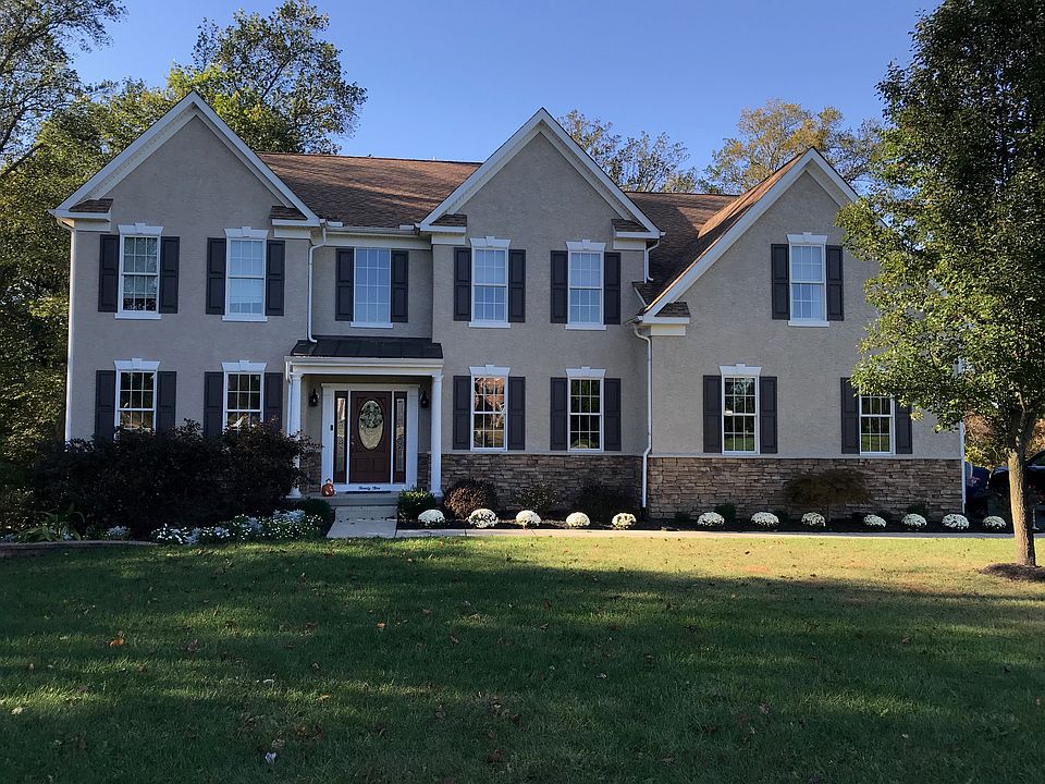 1st image of 29 Creek Ln