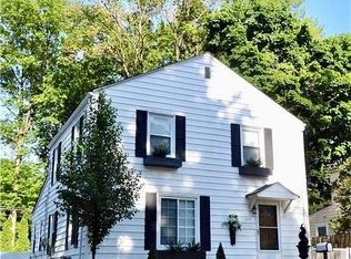 159 Brookfield Rd, Avon Lake, OH 44012