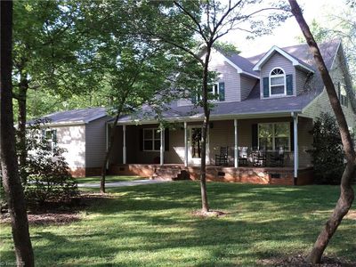 349 Forestview St, Ramseur, NC, 27316