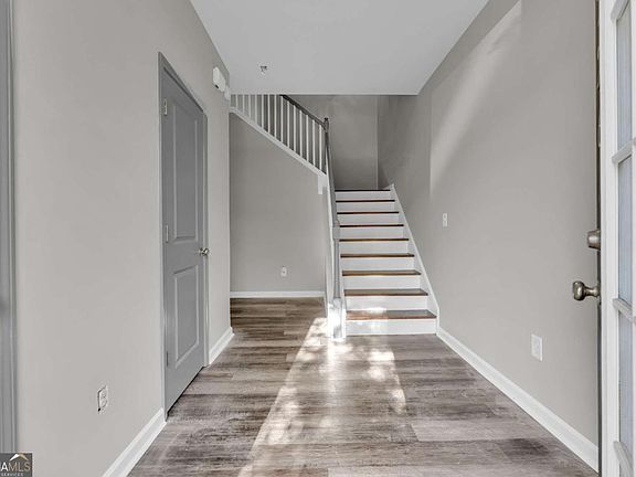 4th image of 2526 Keystone Bnd