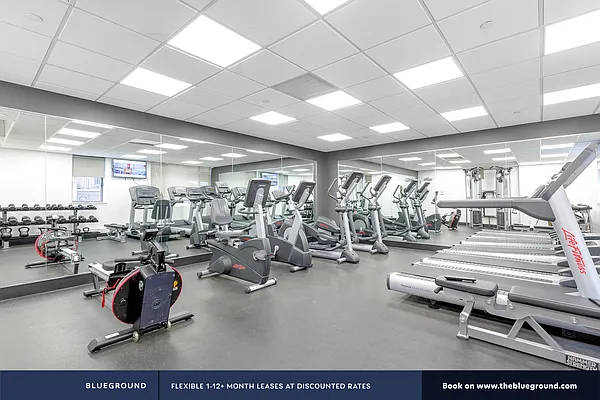 Rented by The Blueground | media 32