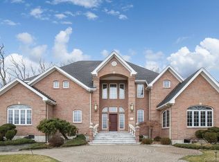 267 Catherine Dr, Rocky Hill, CT 06067