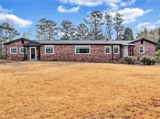 5045 Chestnut Forest Ln, Dunwoody, GA 30360