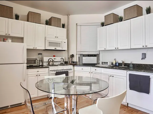 131 Thompson Street 3F image 3 of 9
