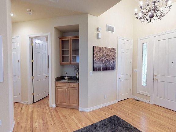 3rd image of 3070 E Cherry Creek South Dr Unit B