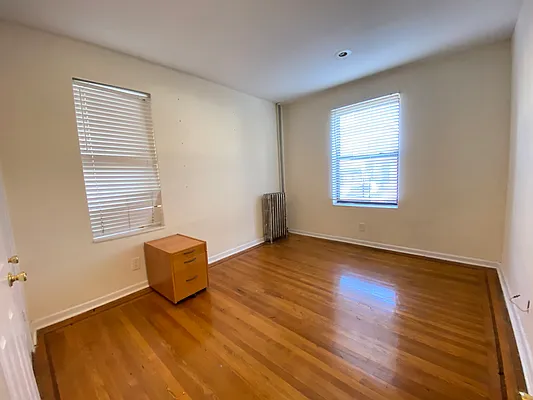 Rented by Sterea Agency | media 24