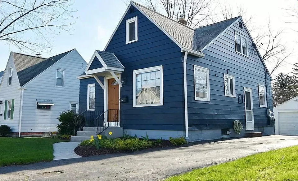 76 Westview Ter