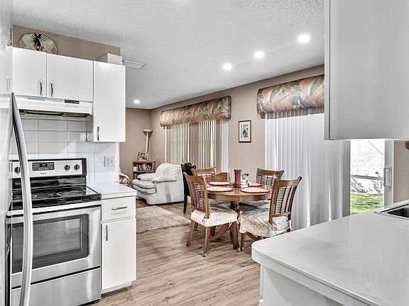 5th image of 9386 NW 8th Circle