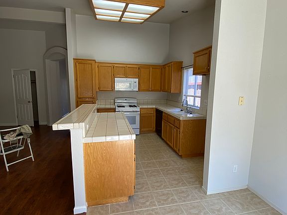 5th image of 5552 Sage Dr