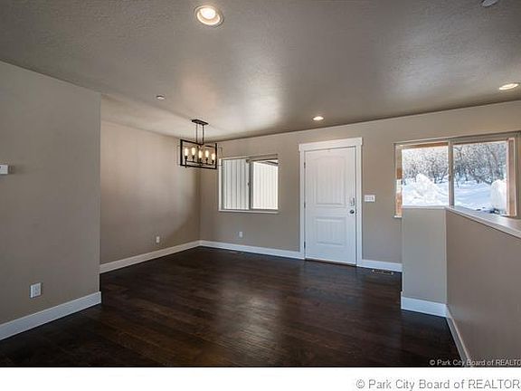 3rd image of 1512 S Cedar Hollow Court Dr