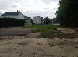 39 Clay St, Central Falls, RI 02863