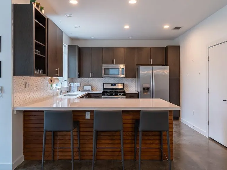 3001 Del Curto Rd #34 — Photo 2