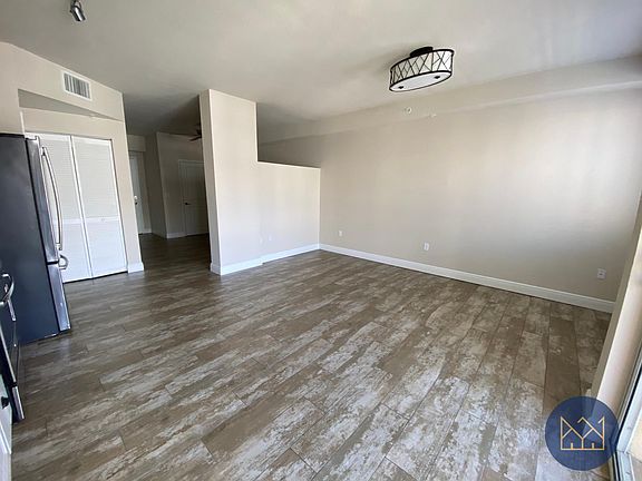 4th image of 1771 SE 17th St #848