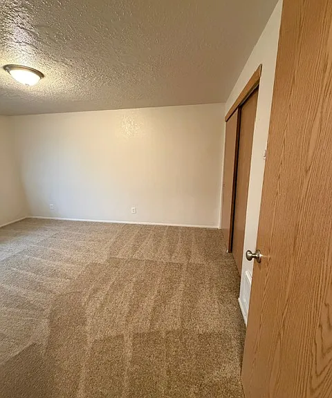 Cheryl Lynn Apartments — Photo 21