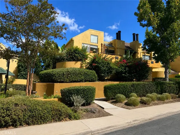 25712 Le Parc Unit 49, Lake Forest, CA 92630