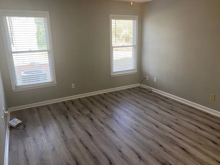 8743 Fox Chase Ln — Photo 10