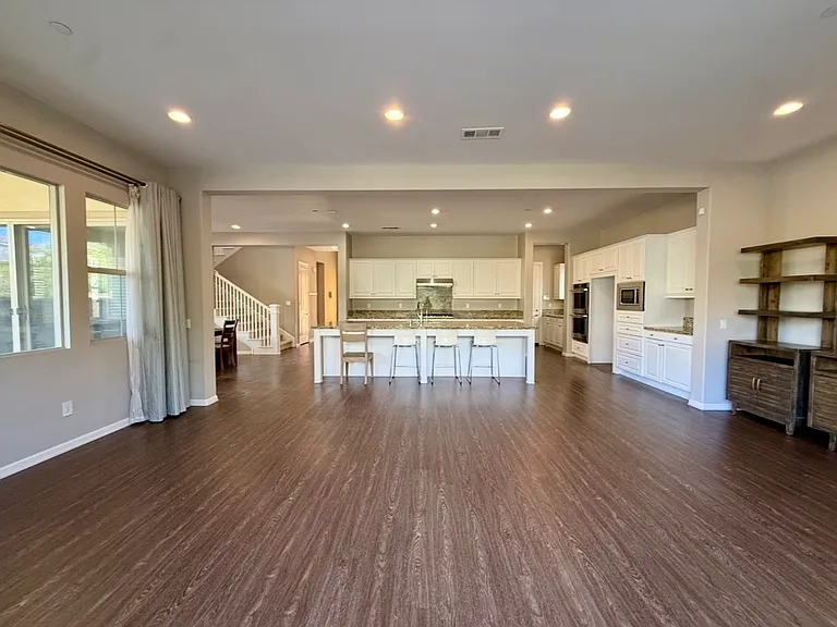 667 E Desert Willow Rd — Photo 25
