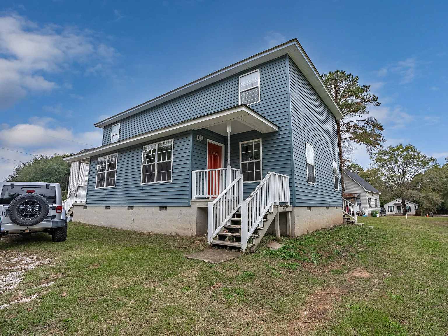 1009 Virginia St — Photo 2