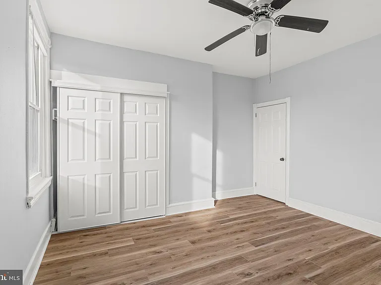 3553 Emerald St — Photo 11