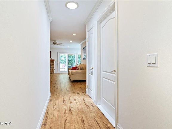 5th image of 2193 Aspenpark Ct