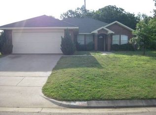 511 Lone Star, Burleson, TX 76058