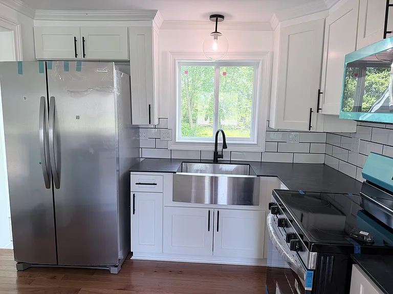 2760 Niagara Rd — Photo 8