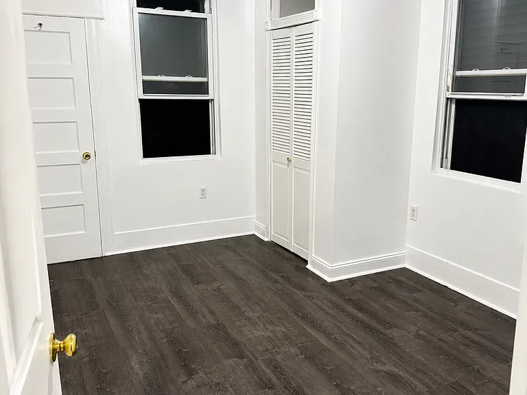 53 Rose Ter #1 — Photo 3