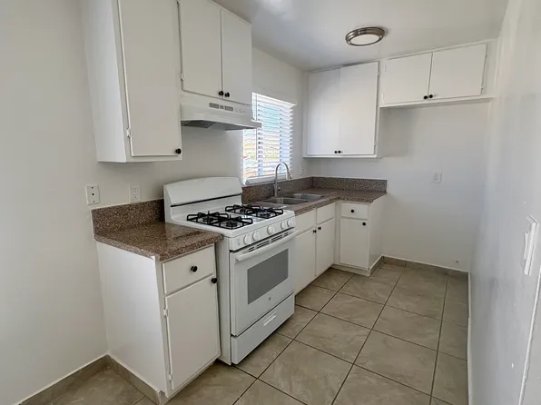 7512 Vineland Ave, Sun Valley, CA