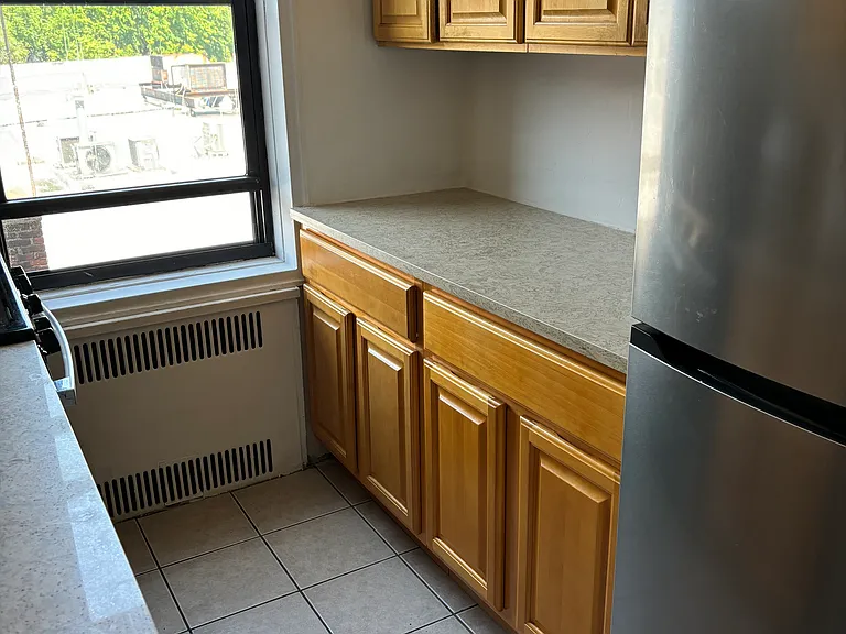 42-05 48th Ave #3D — Photo 6
