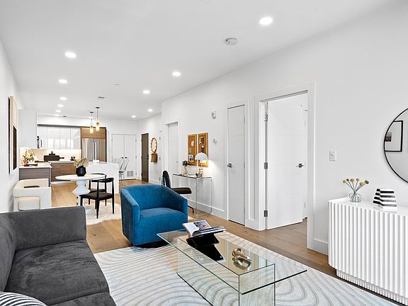 5th image of 30 Penniman Rd #504