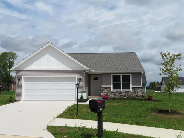 18521 Falcons Lair Ct, New Paris, IN 46553