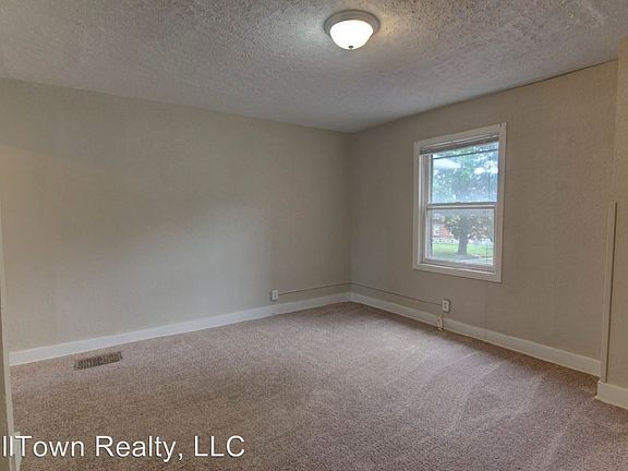 2nd image of 1228 Main St