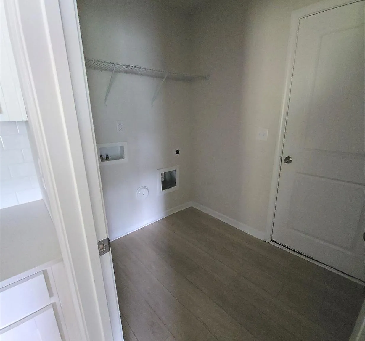 5 bed, 2.5 bath, 2360 sqft, $2,195 — Photo 4