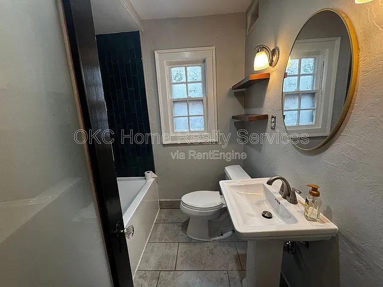 2854 NW 19th St #2854 — Photo 8