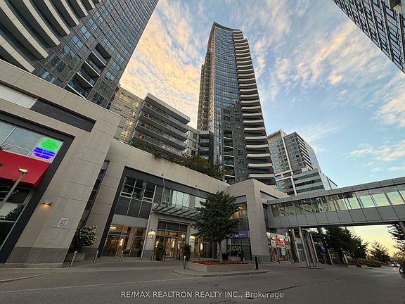 2nd image of 7171 Yonge St #1703