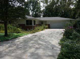 4203 Tallwood Ave, Rockford, IL 61114