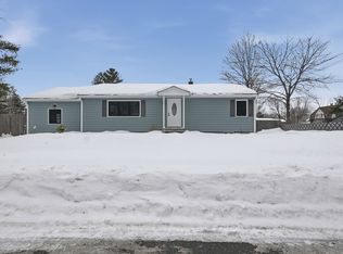 37 Lexington Ave, Methuen, MA 01844