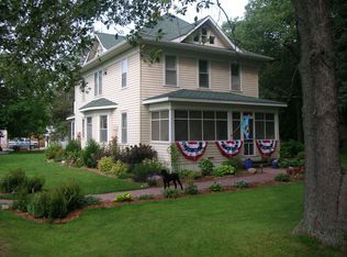 28196 Olinda Trl, Lindstrom, MN 55045