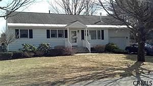 1st image of 15 Moore Ave