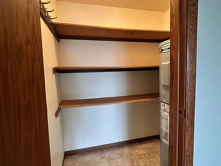 601 Colfax St — Photo 7