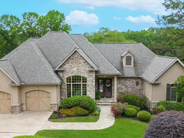 808 Grey Oaks Dr, Seneca, SC 29678
