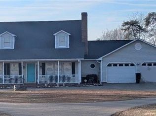 1565 Old Rockford Rd, Dobson, NC 27017