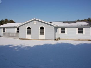 3460 Causeway Dr, Millington, MI 48746