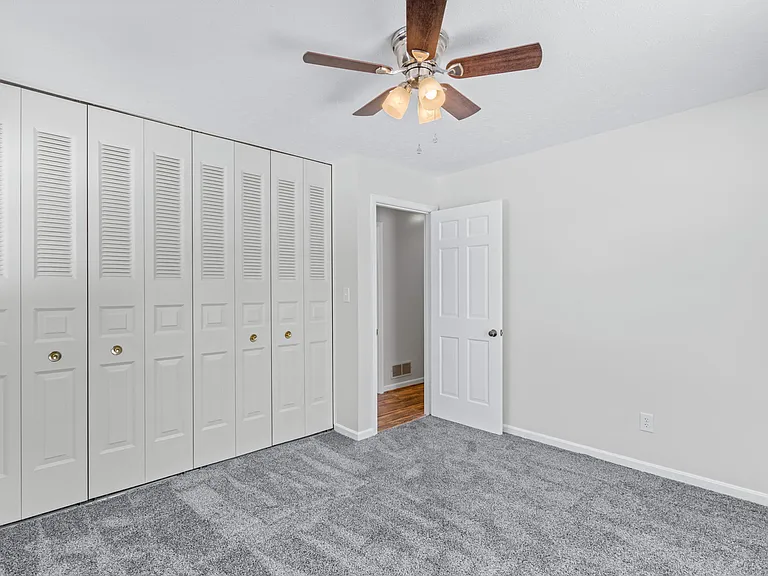 8199 Arnoldtown Rd — Photo 38