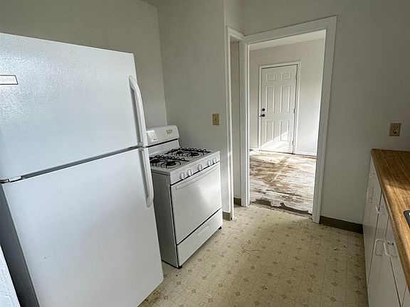 4th image of 1137 L Street