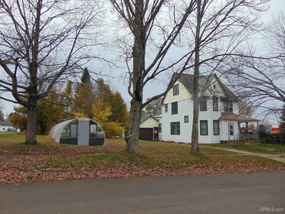 110 E River St, Ontonagon, MI, 49953