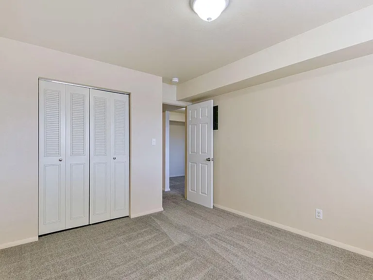 Old Monterey Apartments — Photo 77