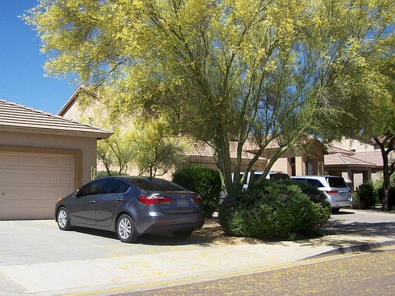 3rd image of 17395 W Coyote Trail Dr