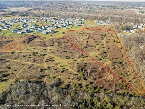 1051 S Deer Run, Ellettsville, IN 47429