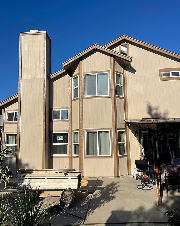 2nd image of 6378 Lochinvar Way